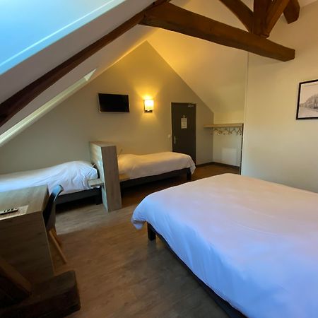 Logis - Hotel & Restaurant Saint Nicolas Chaumont-en-Vexin Exterior foto